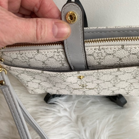 Nanette Lepore Scrolled Geometric Wallet Wristlet Old Money Travel Vacation - Picture 3 of 10